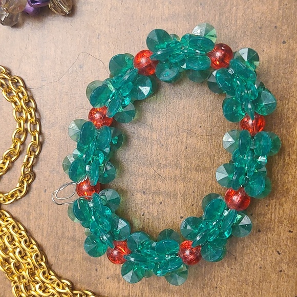 Fun Christmas Jewelry Lot - Picture 3 of 7